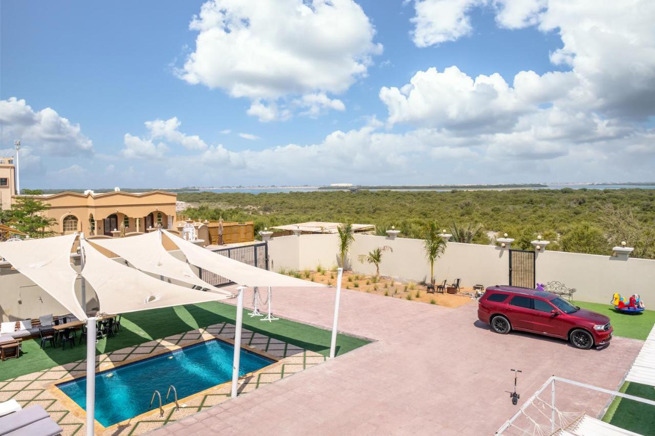 Holiday home Lazeemah استراحة اللزيمه Ras al-Khaimah